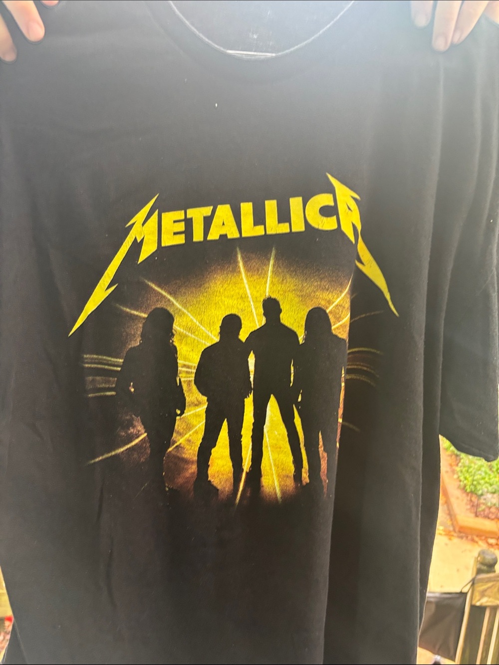 Men’s Black Graphic Band Tee – Yellow Logo Metallica